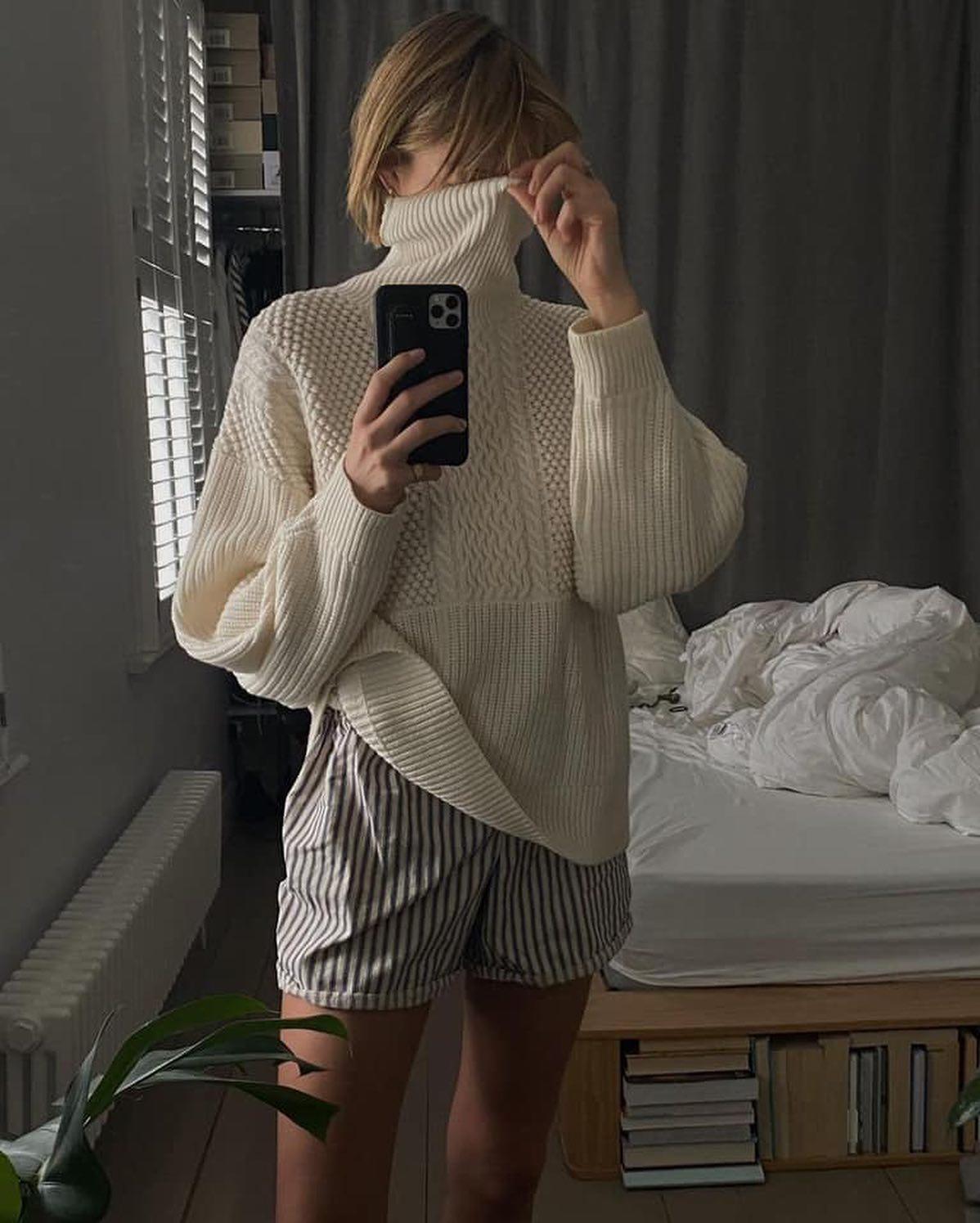 추운 날씨엔 목폴라가 나이스🖤 이미지2