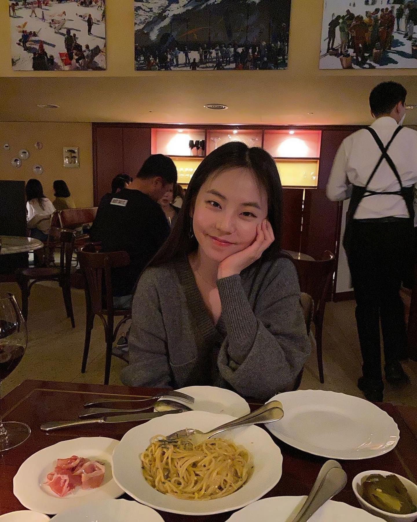 데일리도 사랑스러운 안소희❣️⁣ 이미지