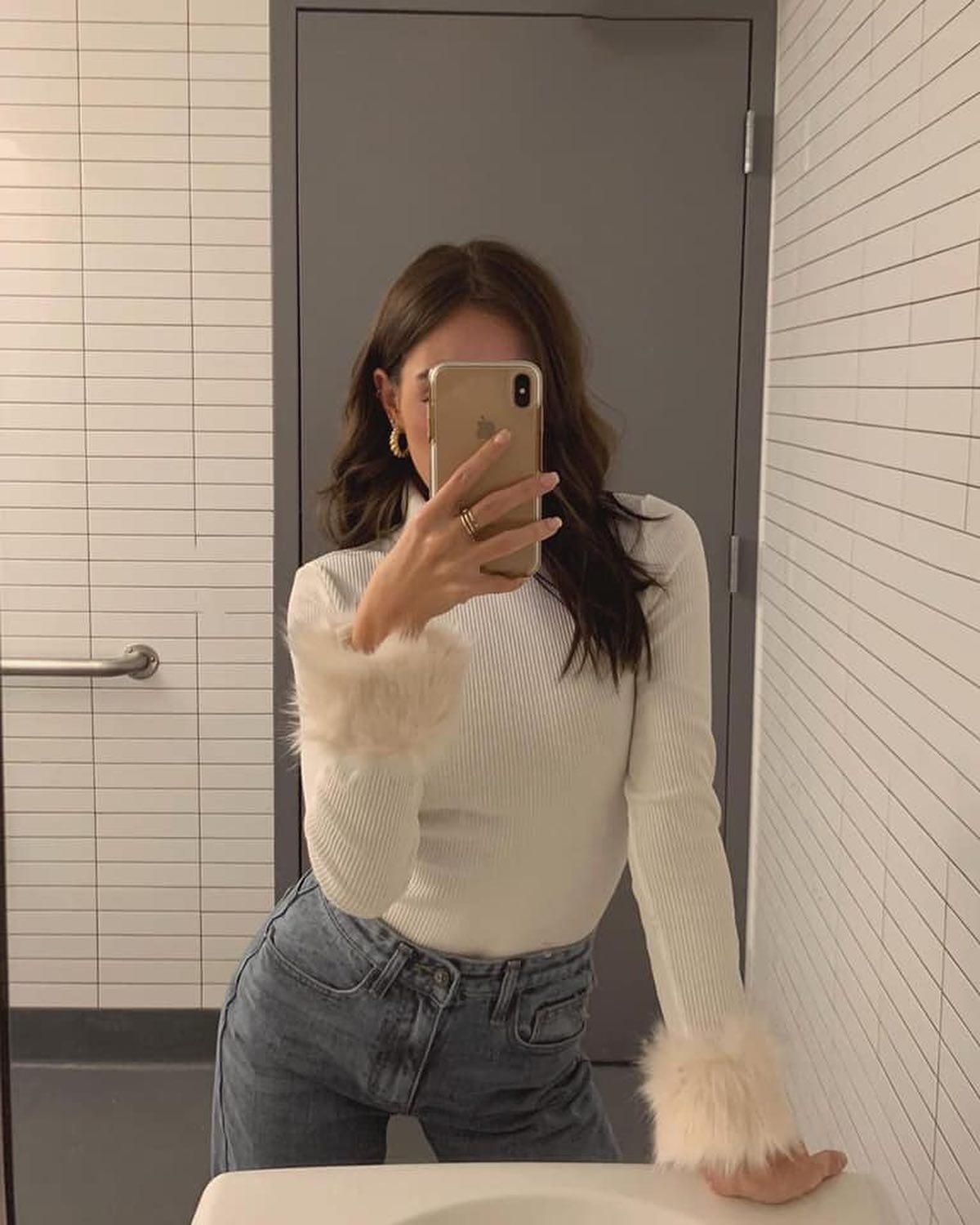 눈송이 같은 화이트 니트❄️🤍 이미지