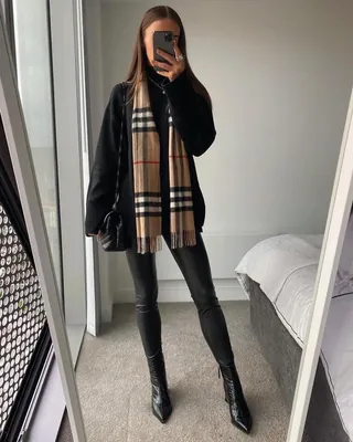 외투 위에 머플러 쓱😄🧣 이미지