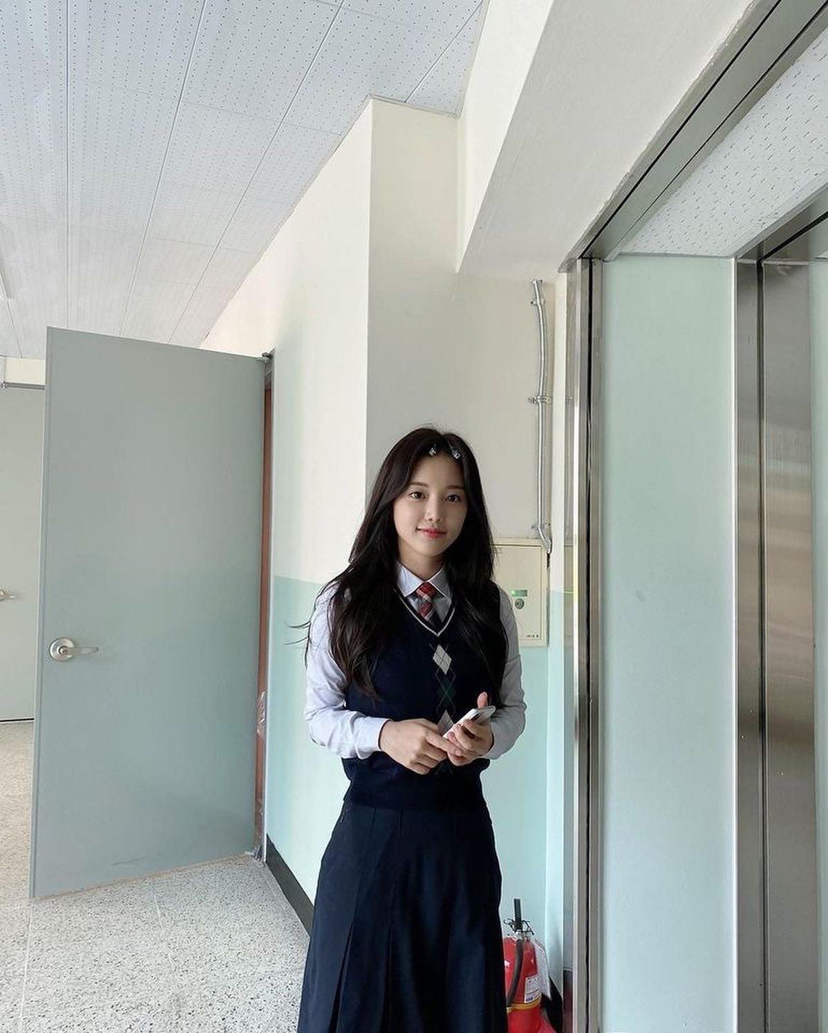 청초하고 러블리한 한소은🤍 이미지3