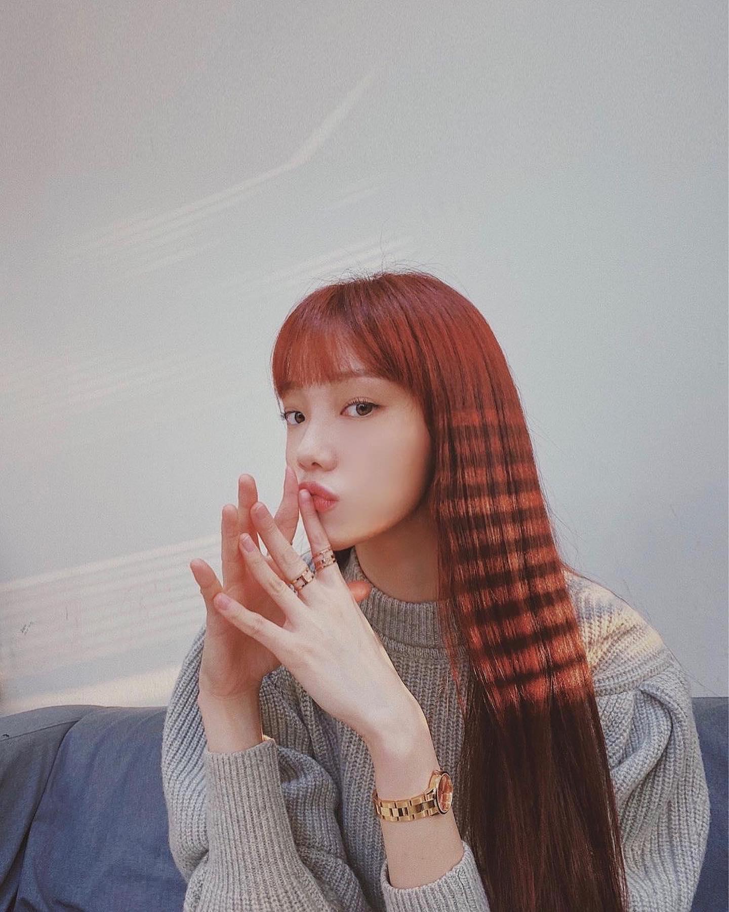 다니엘웰링턴 x 이성경🧡
일상룩에선 더 빛나⏰ #광고 #다니엘웰링턴 이미지