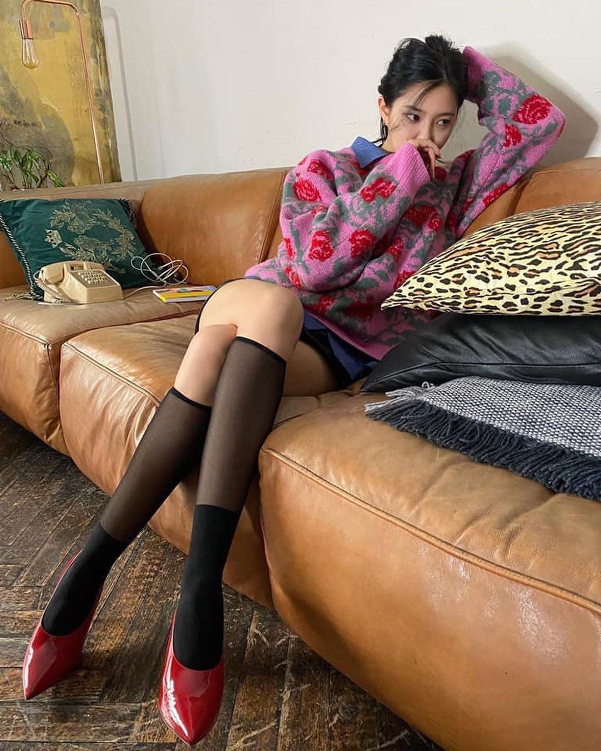 옷장 구경하고픈 효민 데일리🌹 이미지