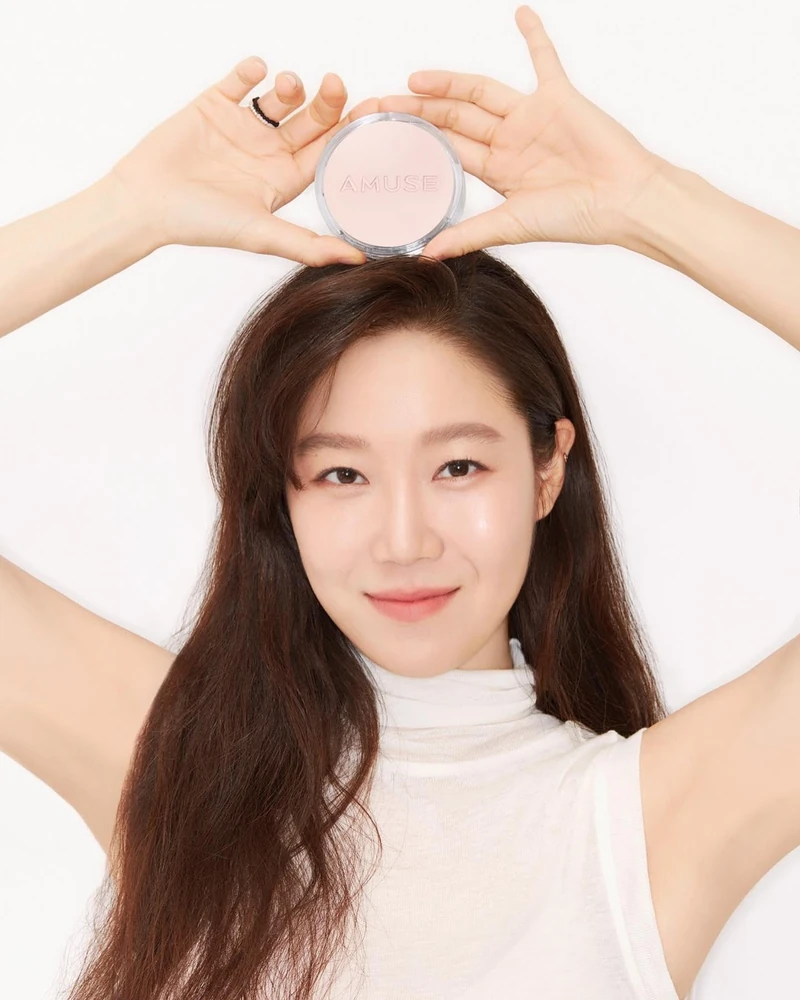 공블리 언니께🧡 @예쁨배우기
투명 속광 베이스😘🍑 어뮤즈 비건쿠션 이미지1