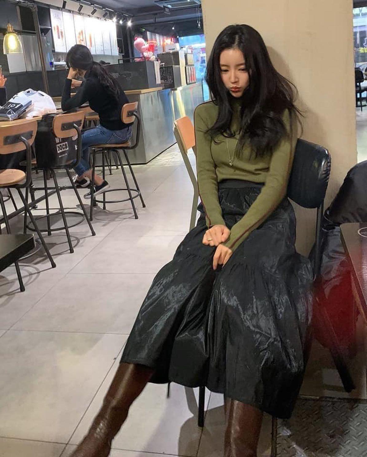 가을바람 불 땐 롱스커트🤎 이미지