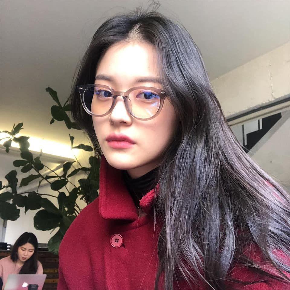 안경으로 따뜻한 분위기☕️🐼 이미지