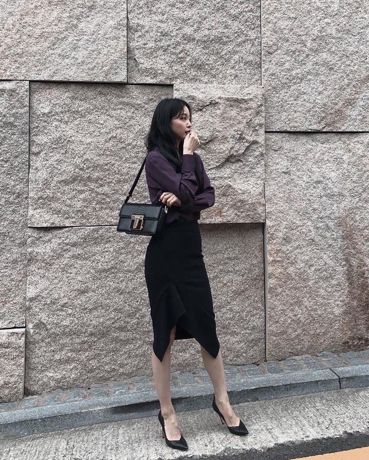 매끈한 스틸레토 힐 보면 좋아🥰 이미지