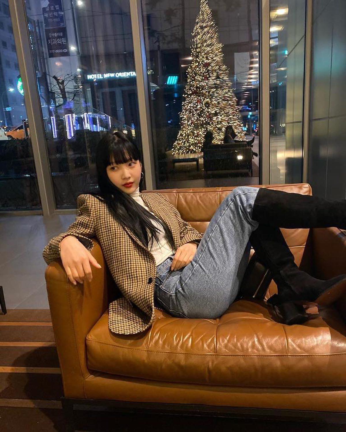청바지+블레이저 조합👖🖤 이미지