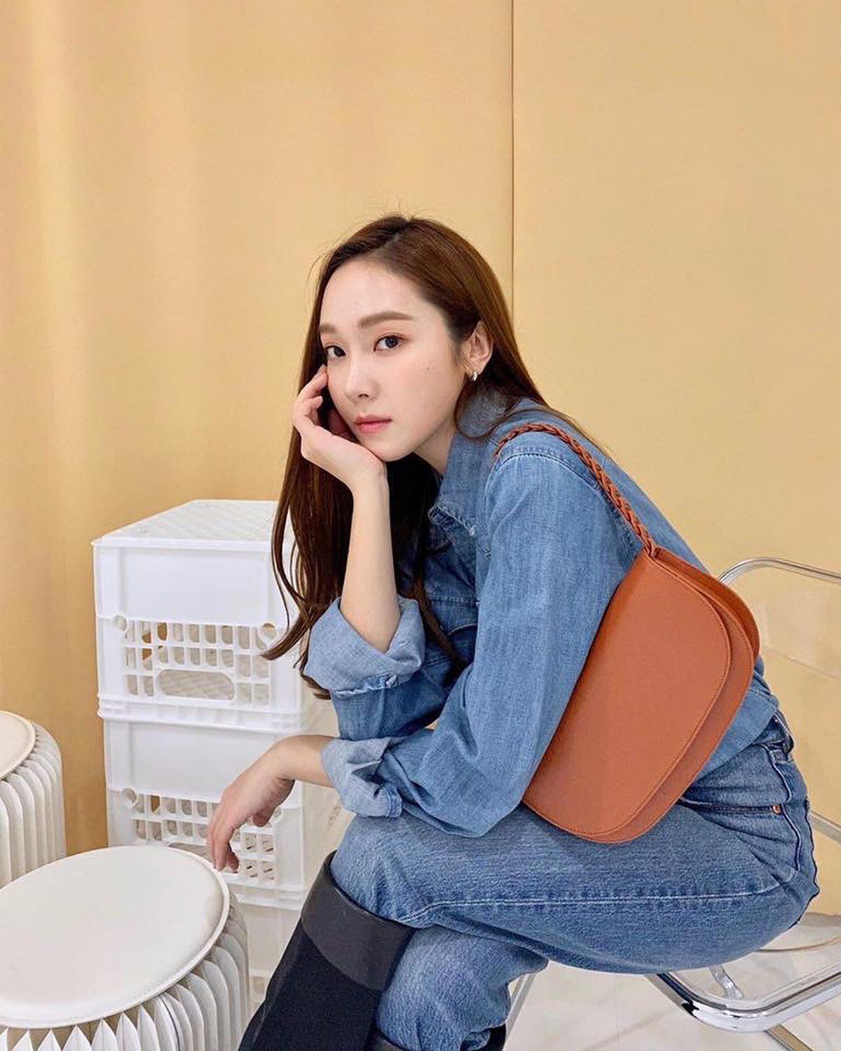 가을 하늘색같은 데님 코디💙 이미지