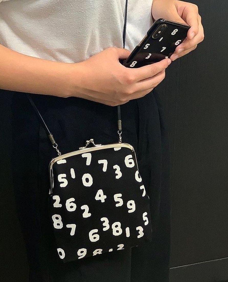 가볍게 소우소우 동전가방🖤 이미지