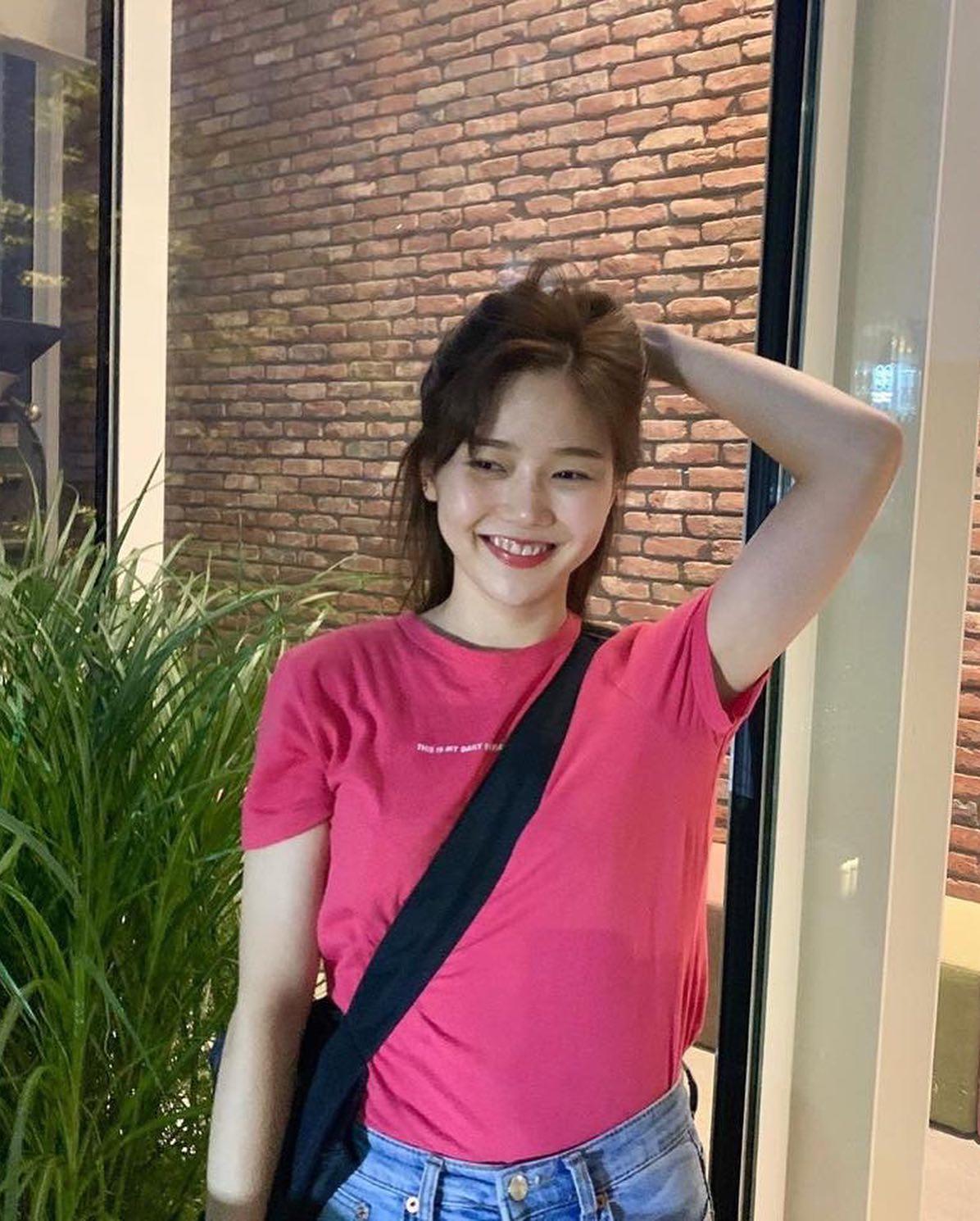 여친룩의 정석💕스마일걸 효정 이미지