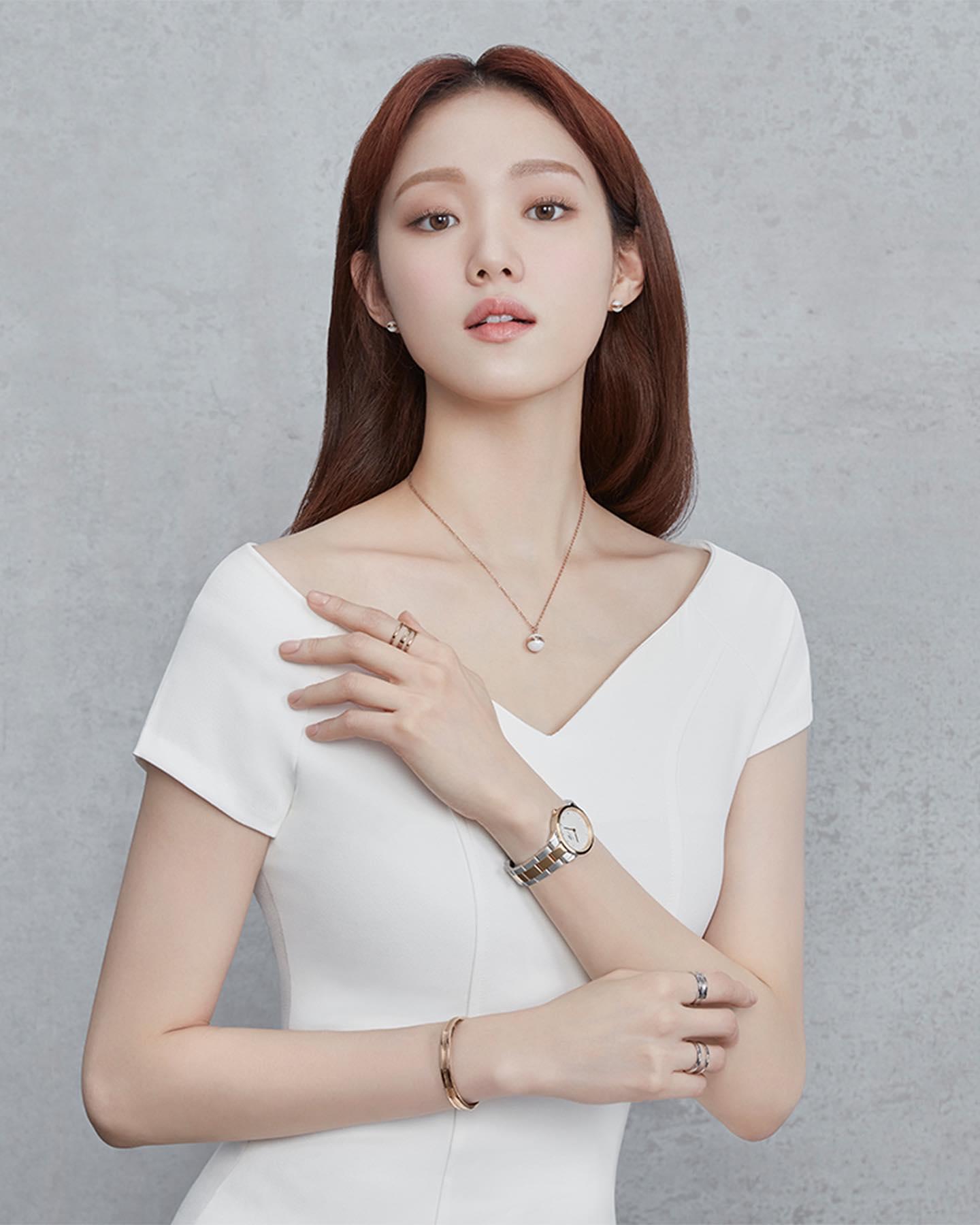 이성경 x 다니엘웰링턴💛
꿀조합 화보🔥#광고 #다니엘웰링턴 #Danielwellington 이미지