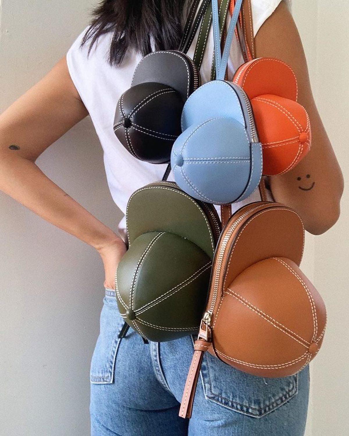 귀욤!🧢JW Anderson 볼캡백 이미지