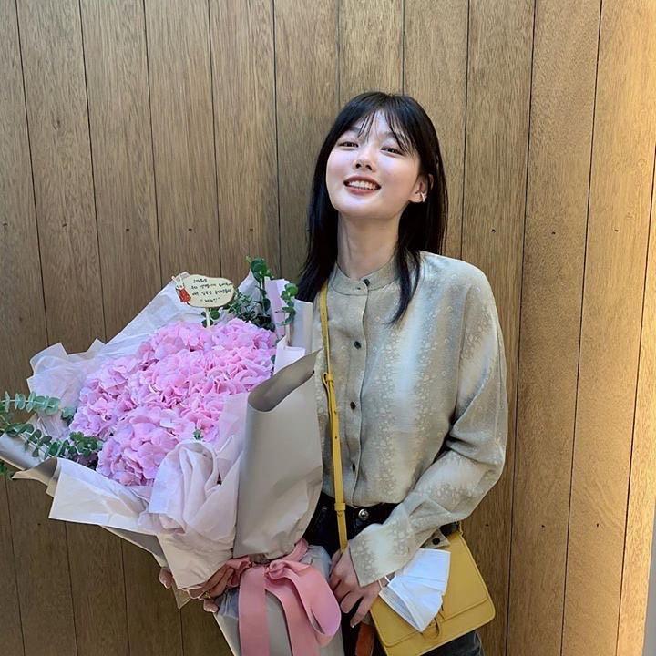 옷도 잘입는 김유정 과즙미❤️ 이미지2