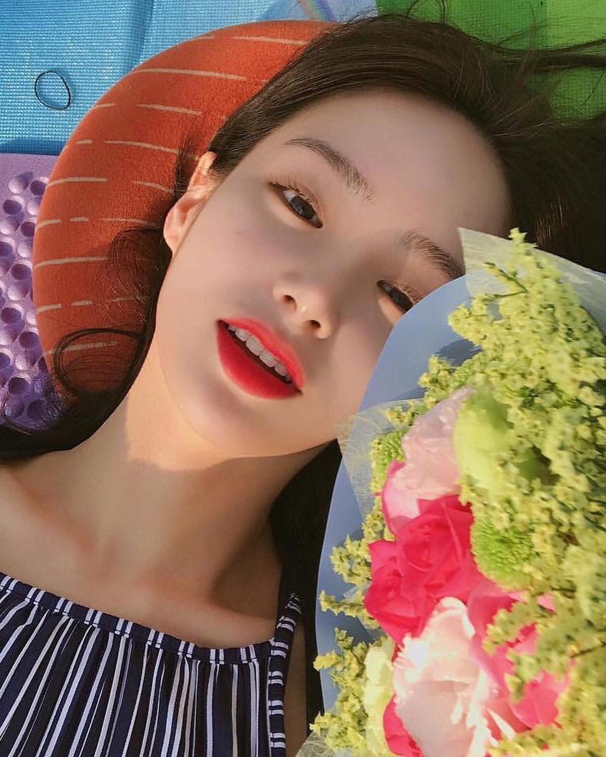 일주일 스트라이프 돌려입기🖤 이미지