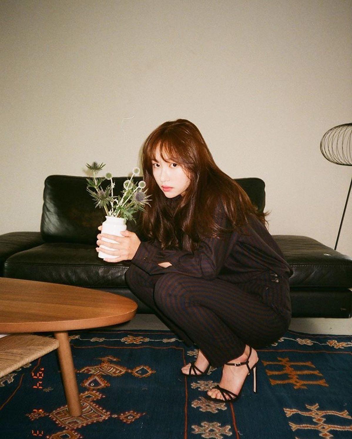 하니의 미니멀한 패션코드✨ 이미지4