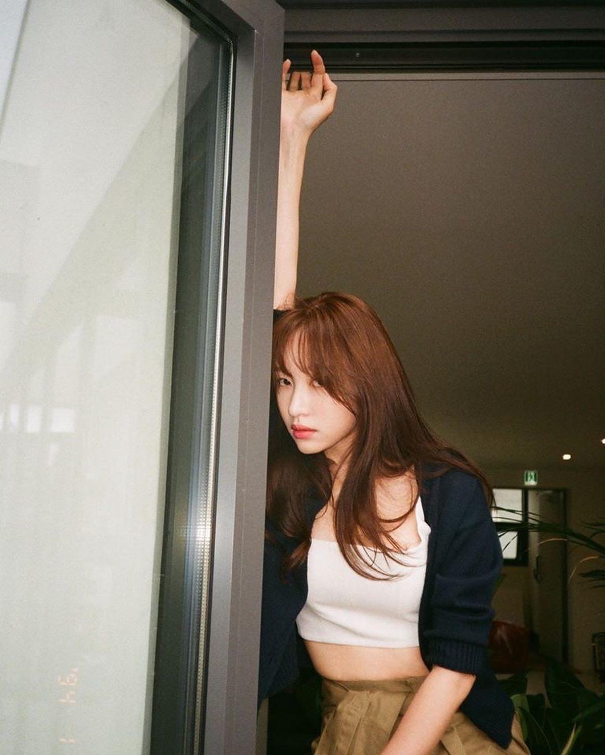 하니의 미니멀한 패션코드✨ 이미지8