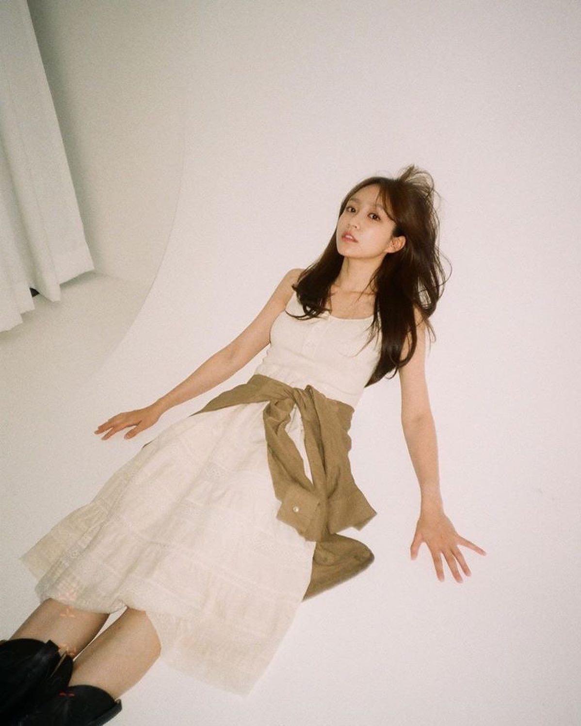 하니의 미니멀한 패션코드✨ 이미지9
