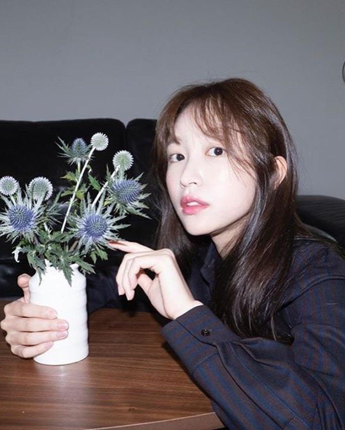 하니의 미니멀한 패션코드✨ 이미지10