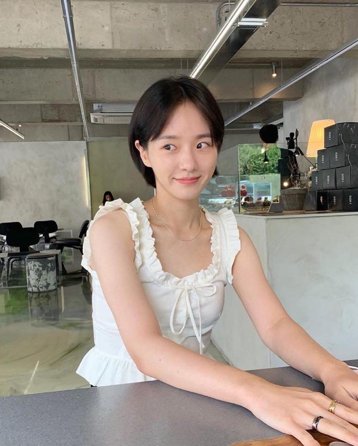 요즘 대세 자연스러운 꾸안꾸🌿 이미지