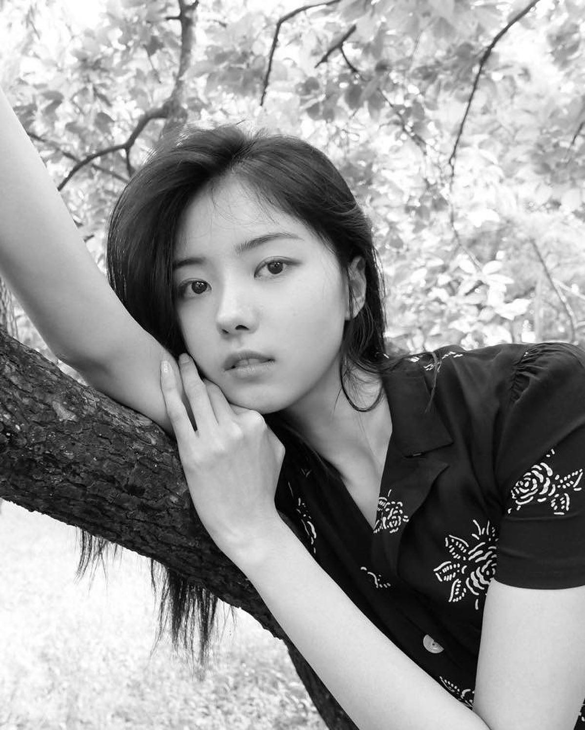 시크 매력이 줄줄 임나영😎🖤 이미지7