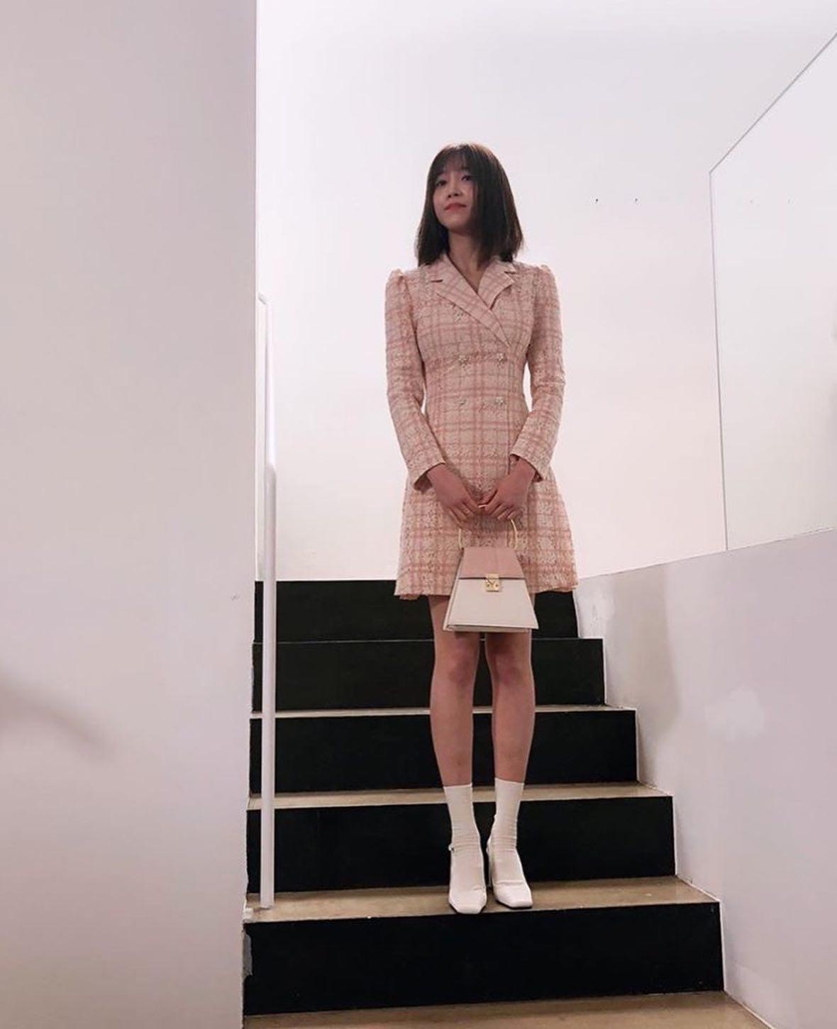 귀엽고 단아한 배우💖이초희 이미지6