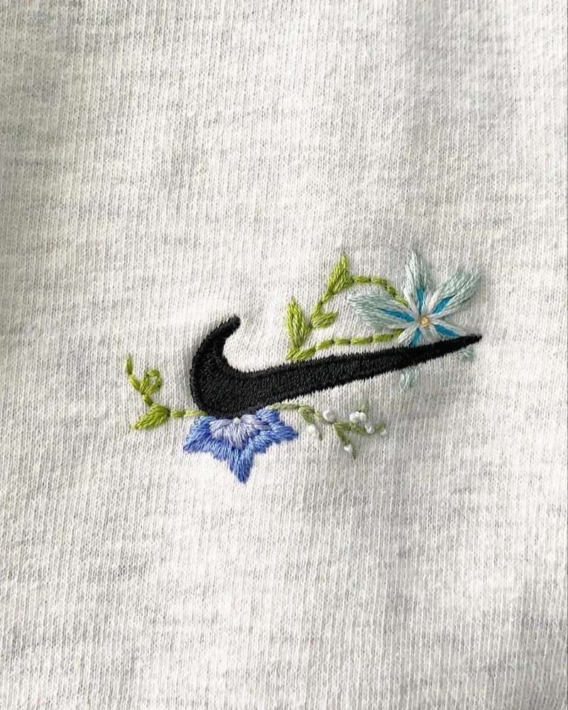로고에 예쁜 자수 더하기🌷🧵 이미지1