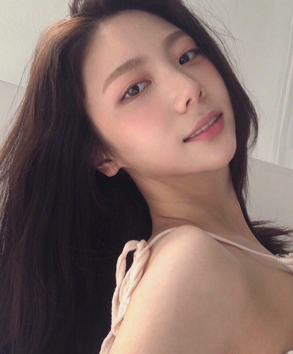 예쁜 심플 일상룩 구경 이가은💕 이미지9
