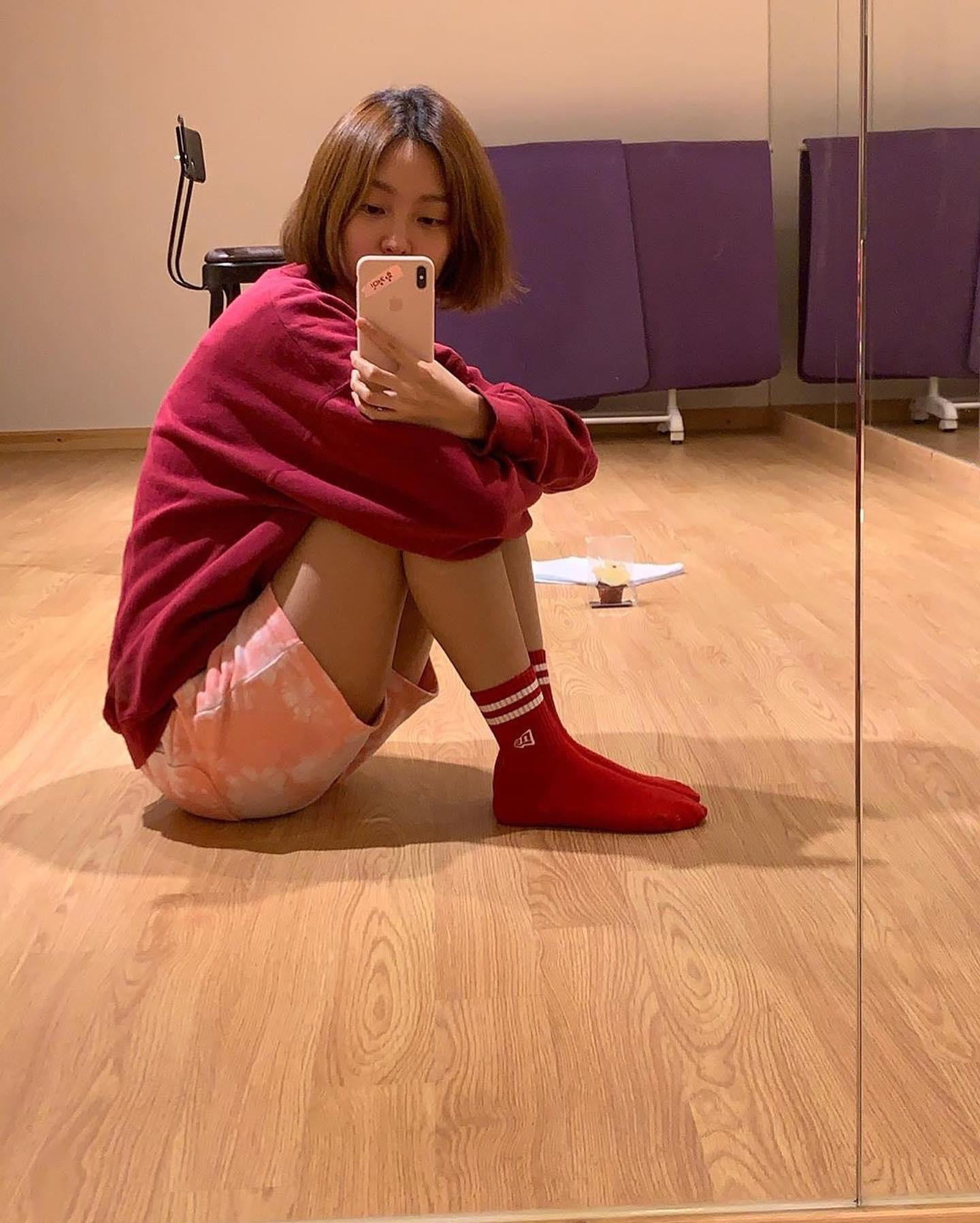 최유화의 군더더기 없는 코디🙌🏻 이미지9