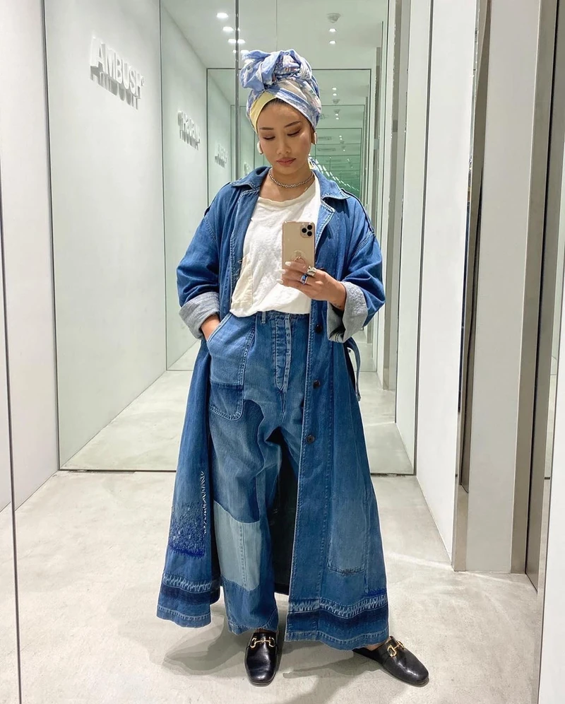 스퇄 살아있는🔥디자이너 윤 안 이미지2