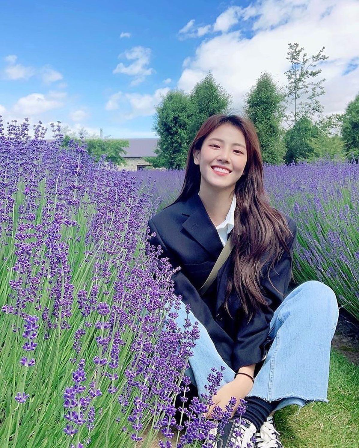 무더위에도 빛나는 룩💛배다빈 이미지8