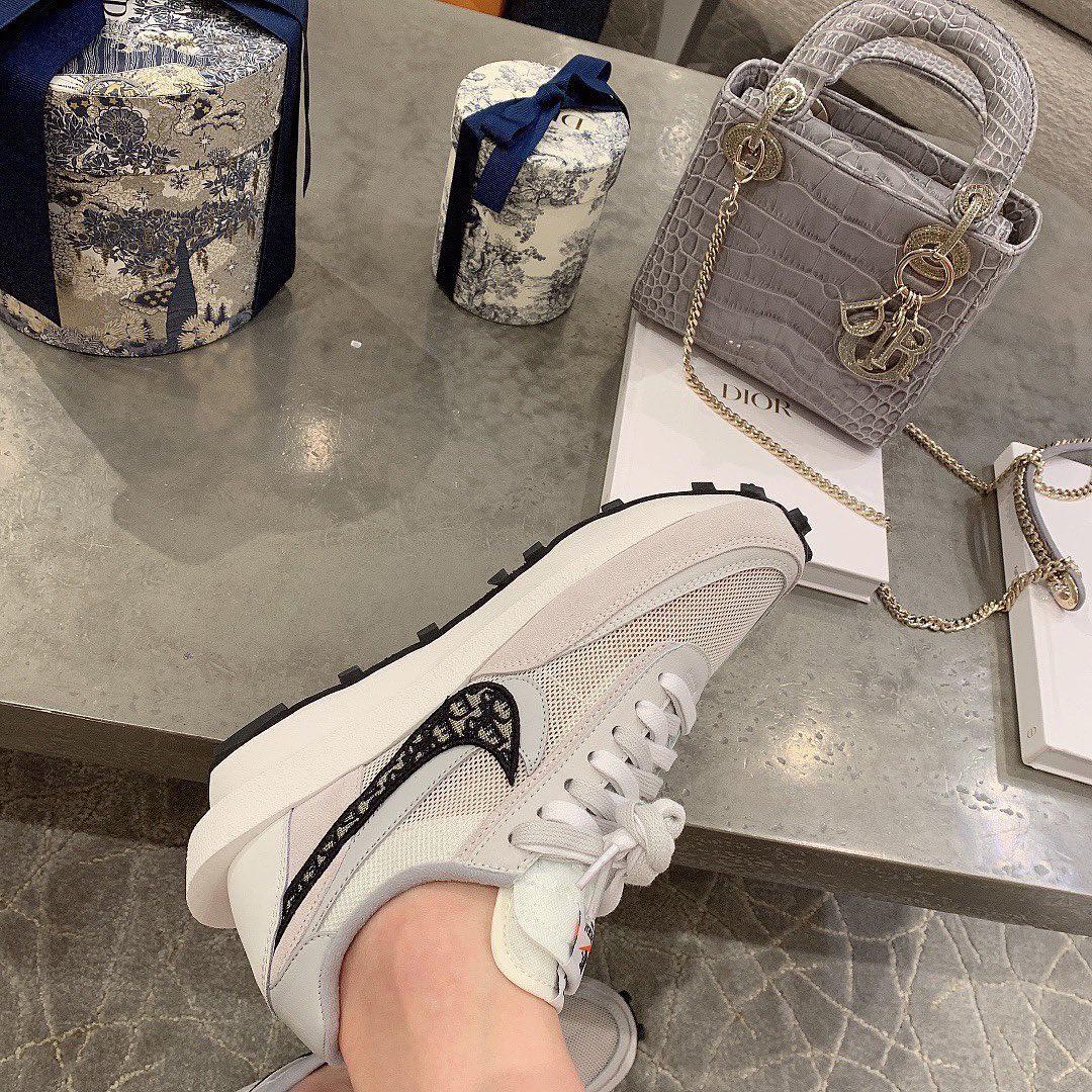 나이키 사카이 x 디올?!🏛🔥 이미지