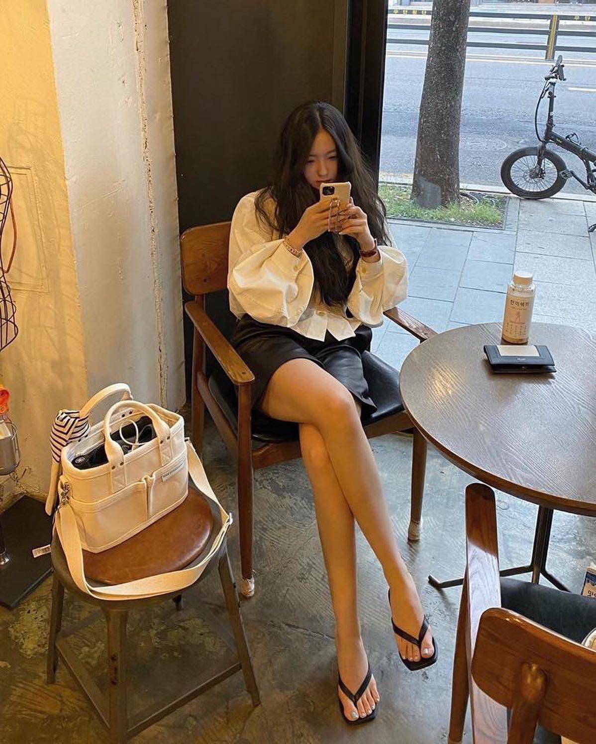 여름엔 쪼리가 최고지!⛱🏄🏻‍♀️ 이미지