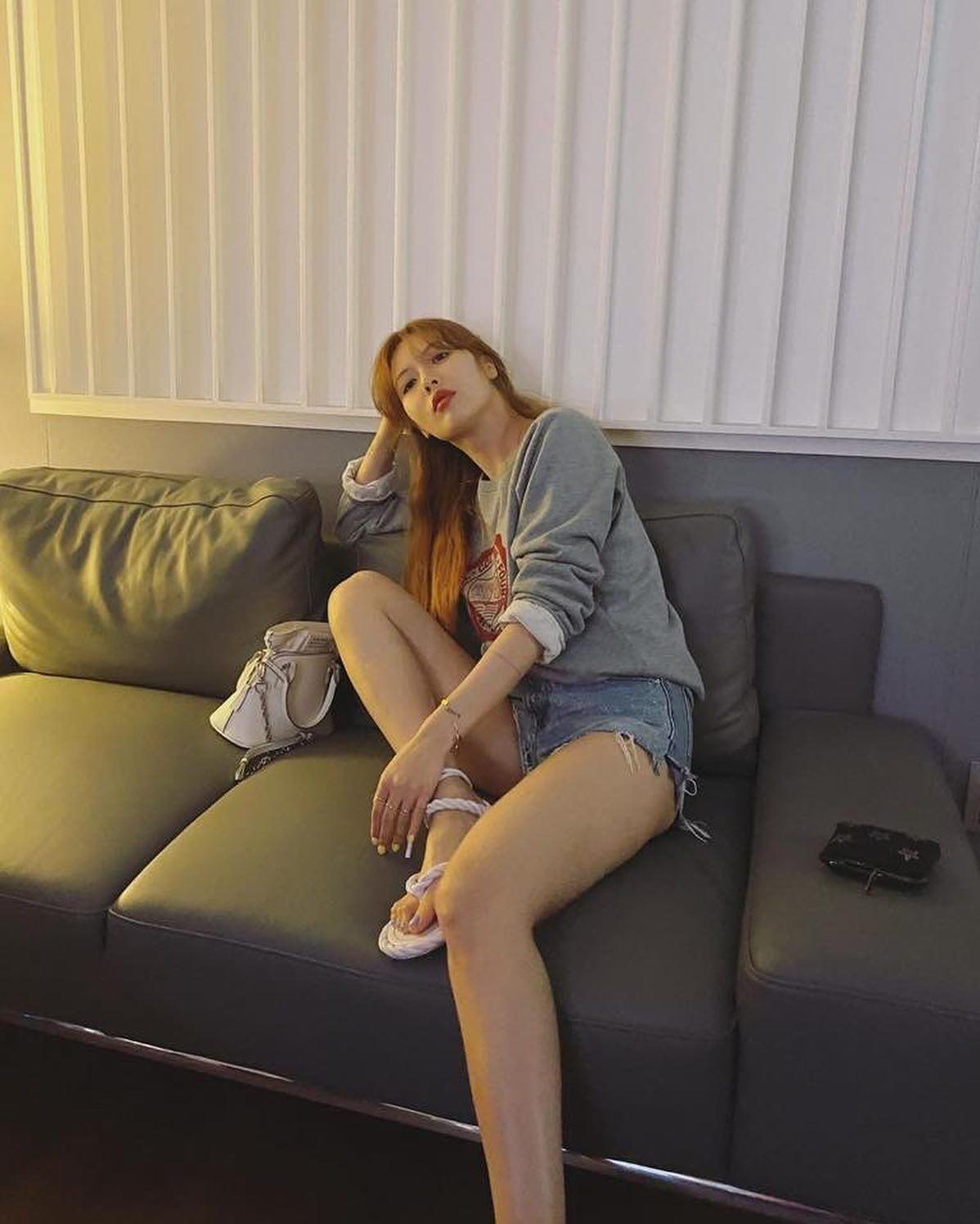 여름엔 쪼리가 최고지!⛱🏄🏻‍♀️ 이미지