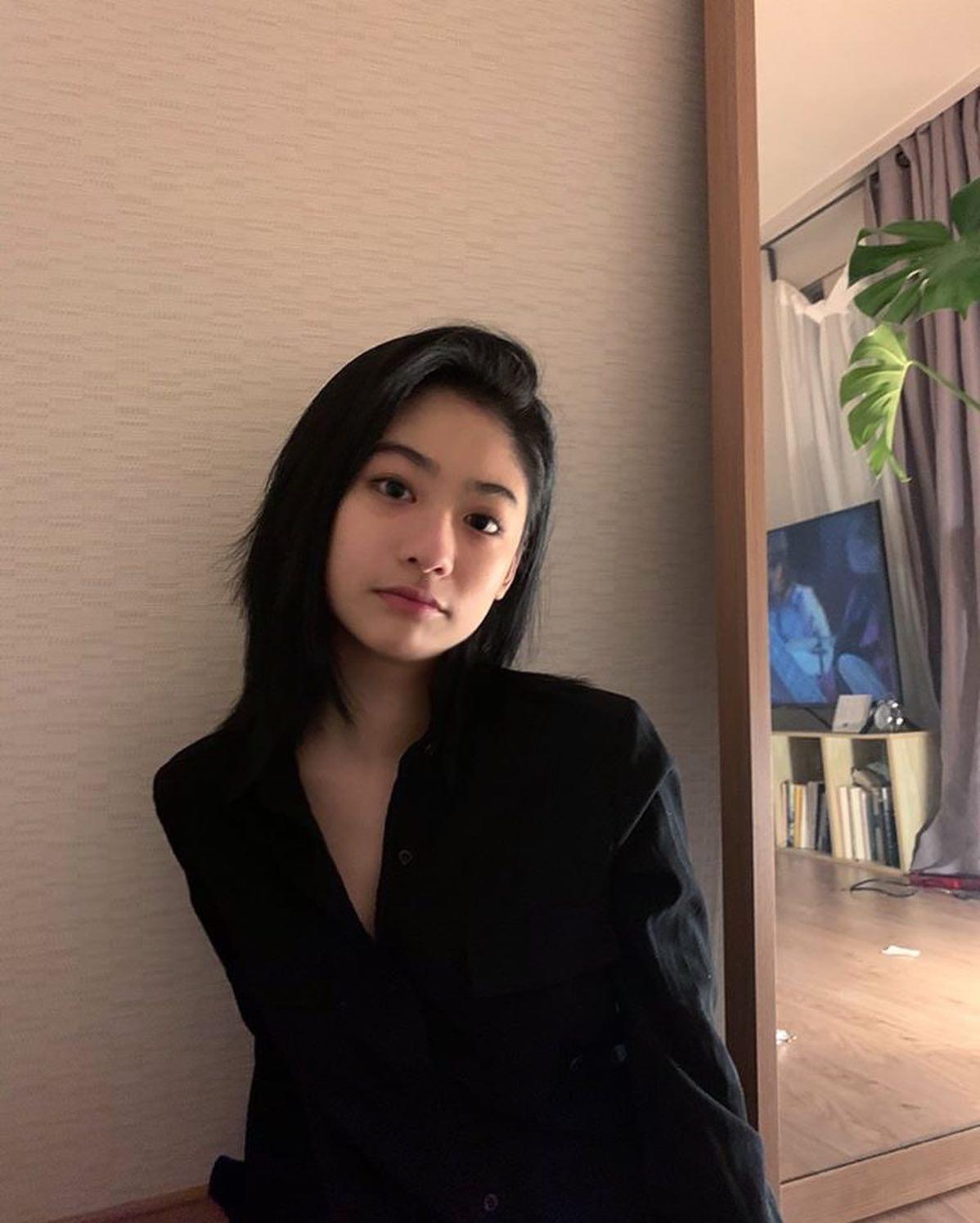 청량감 넘치는💙이보영 스타일 이미지4