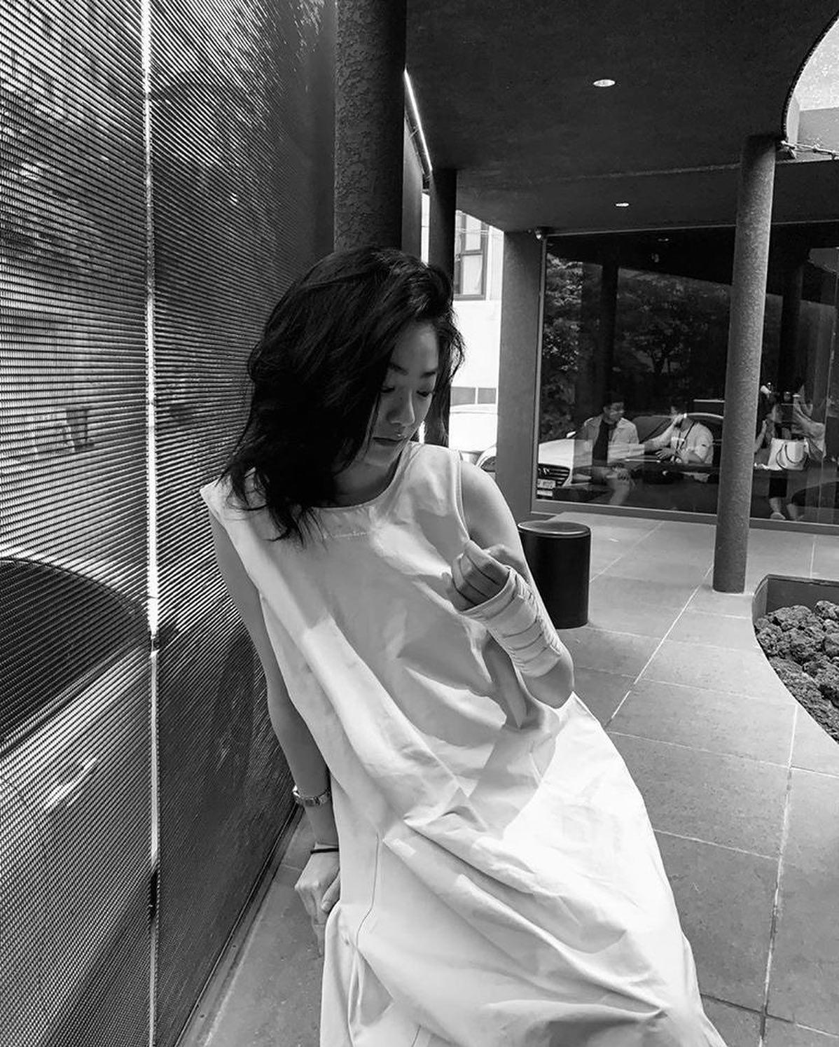 청량감 넘치는💙이보영 스타일 이미지6