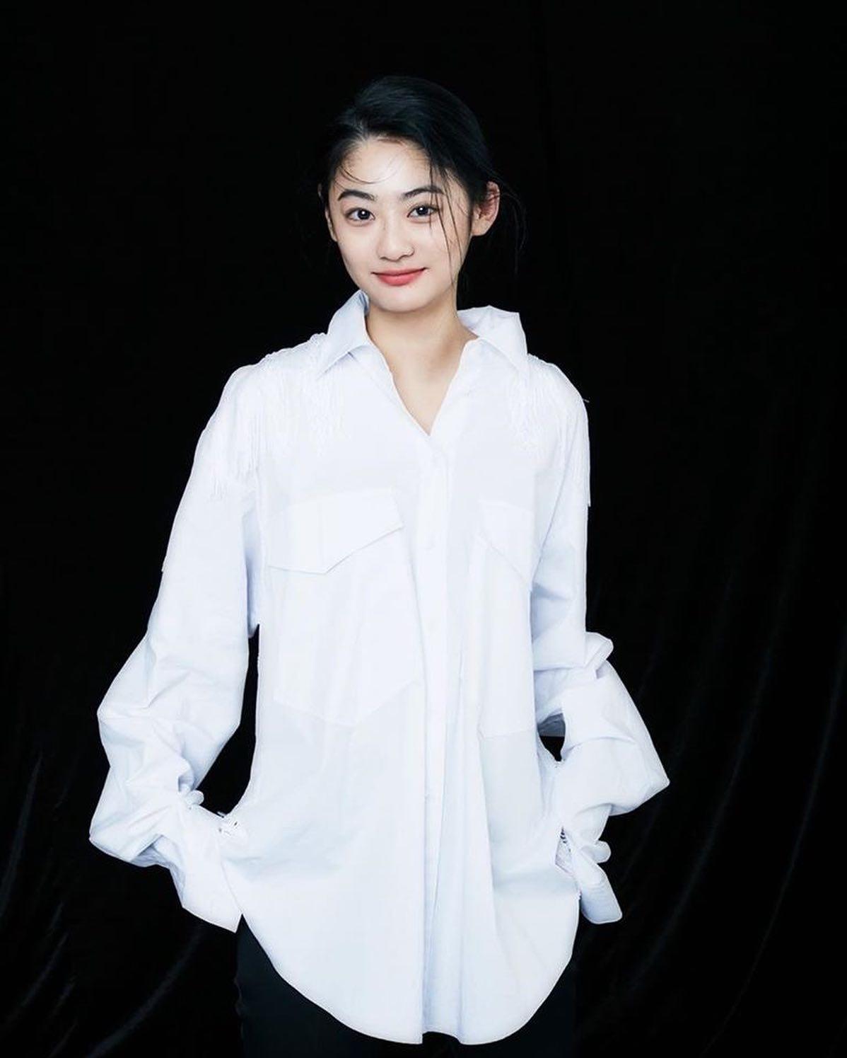 청량감 넘치는💙이보영 스타일 이미지7