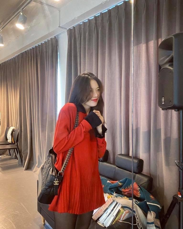 레드로 시크하게💄 이미지