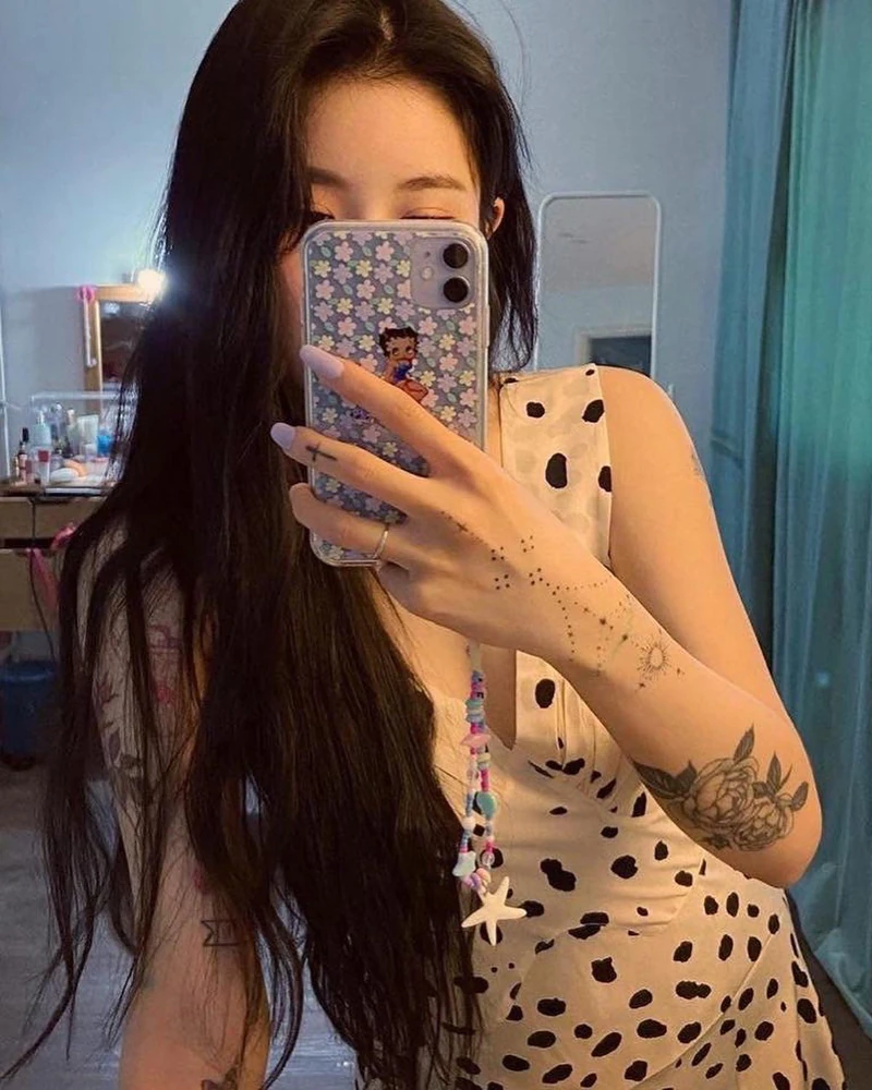 음색깡패 백예린 러블리룩🎙💕 이미지2