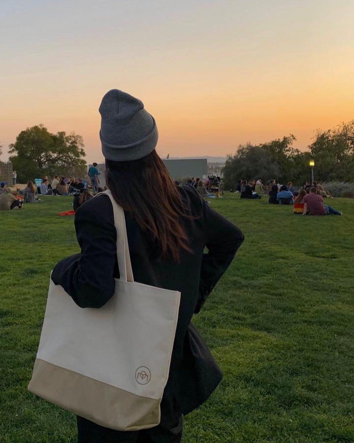 튼튼한 캔버스백 하나면 든든👜 이미지