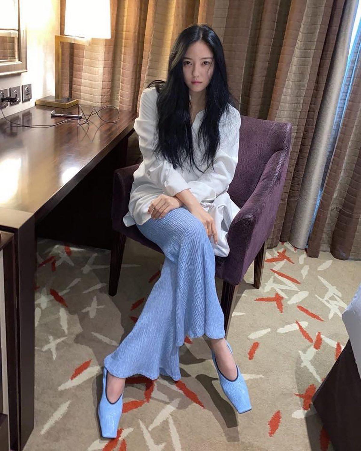 여름엔 시원한 블루팬츠🏝💙 이미지