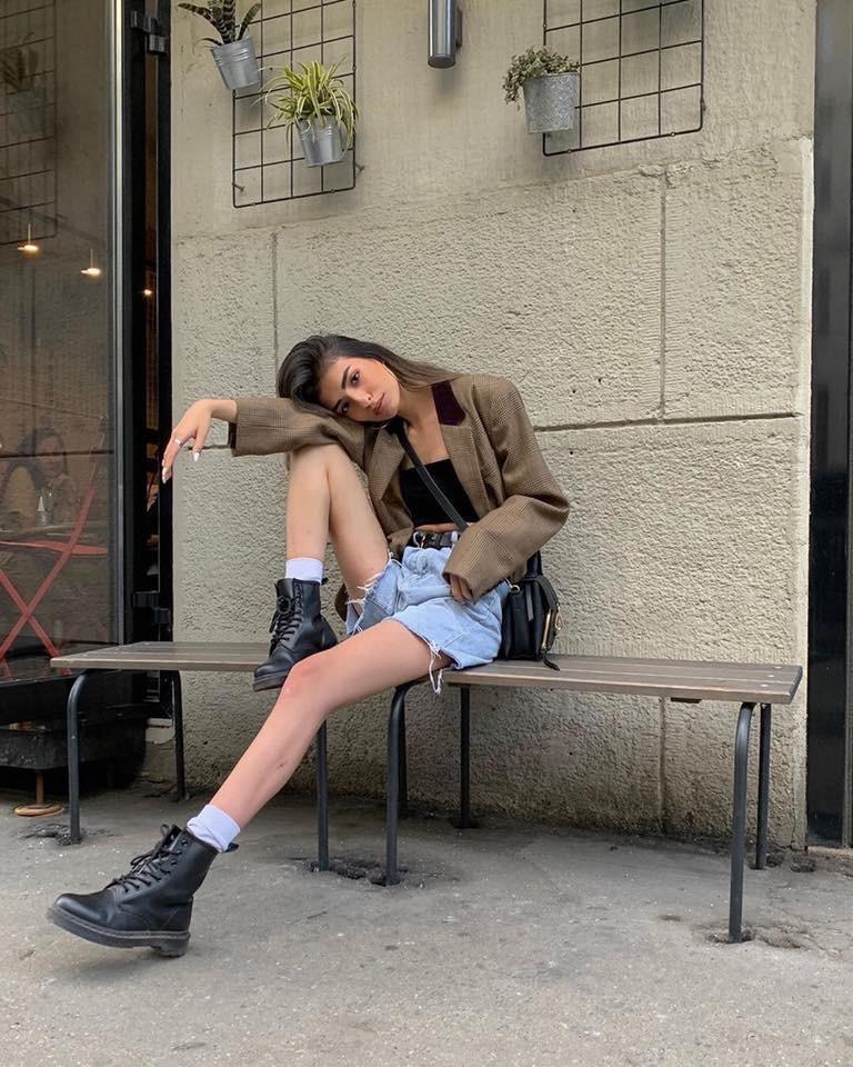 더워져도 포기 못해🔥 워커🖤 이미지