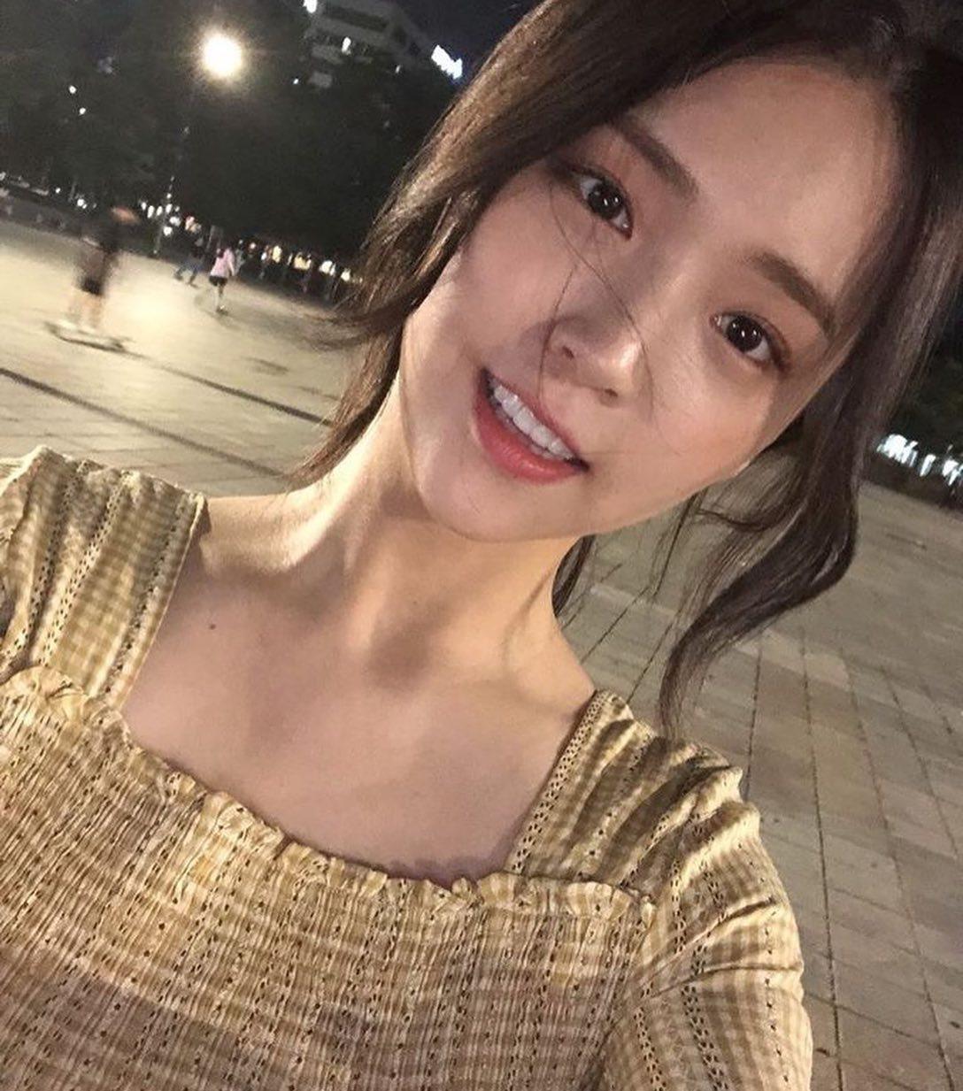 청순한 코디룩🌼김지은 이미지6