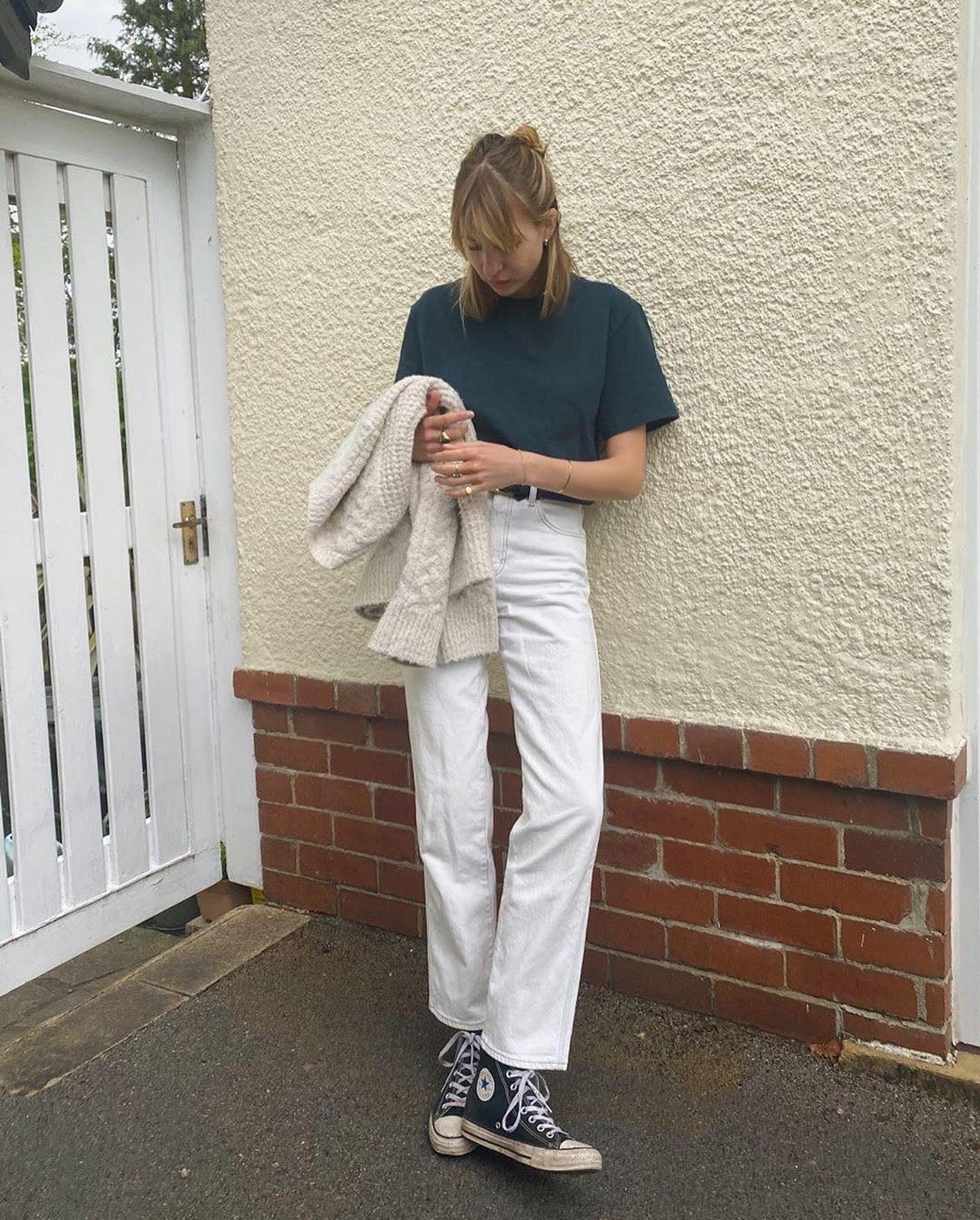 데님에는 티셔츠 조합 👖🔥 이미지