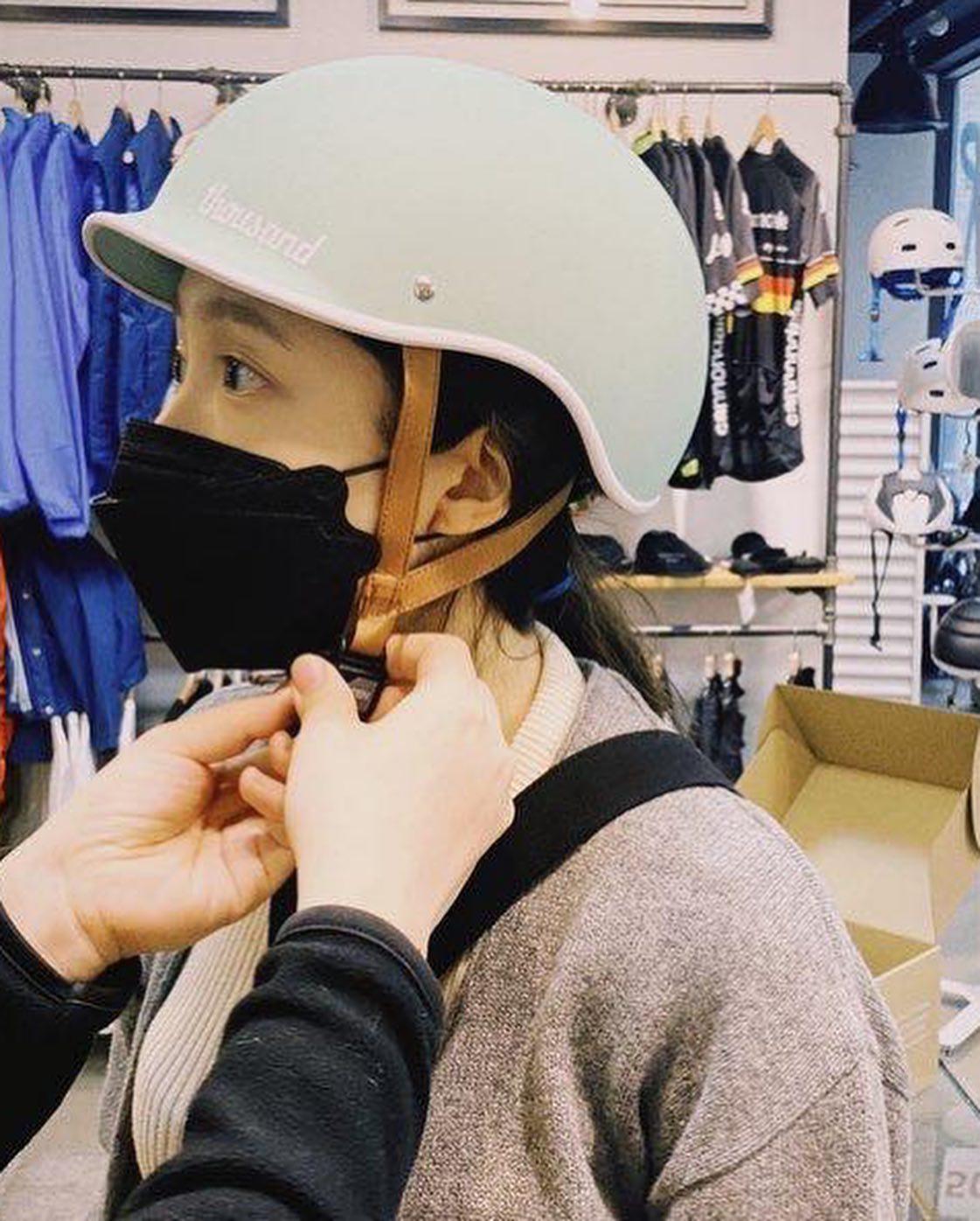 요즘 마스크는 필수😷🙆‍♀️ 이미지"