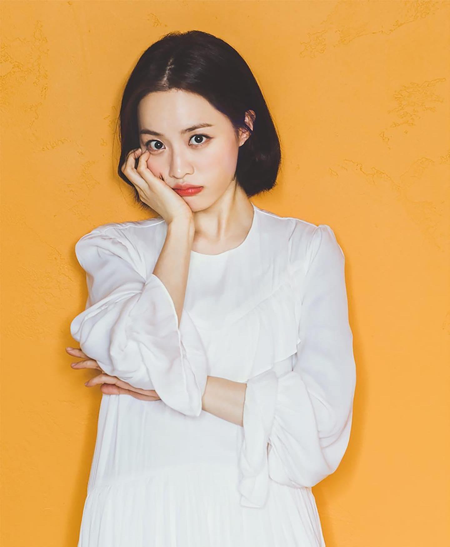 상큼뽀작한 배윤경 스타일링🧡 이미지