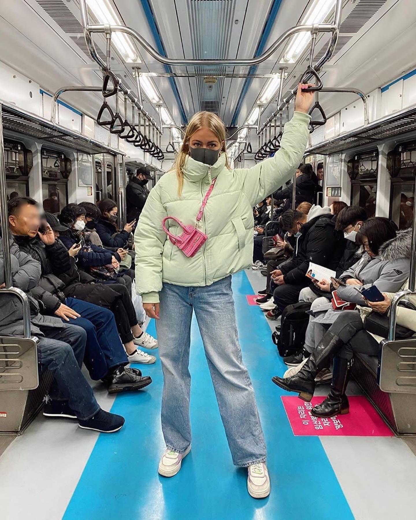 자크뮈스 미니백 in 코리아🇰🇷 이미지