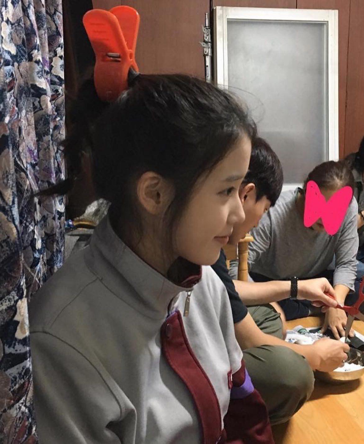 맑은 날, 포니테일로 기분전환👱🏻‍♀️ 이미지