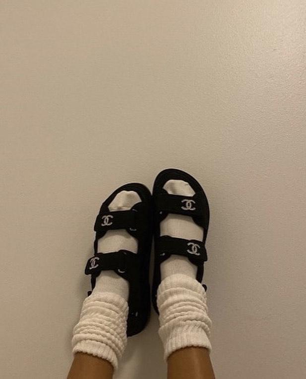 흰 양말을 착용하는 이유🤍 이미지