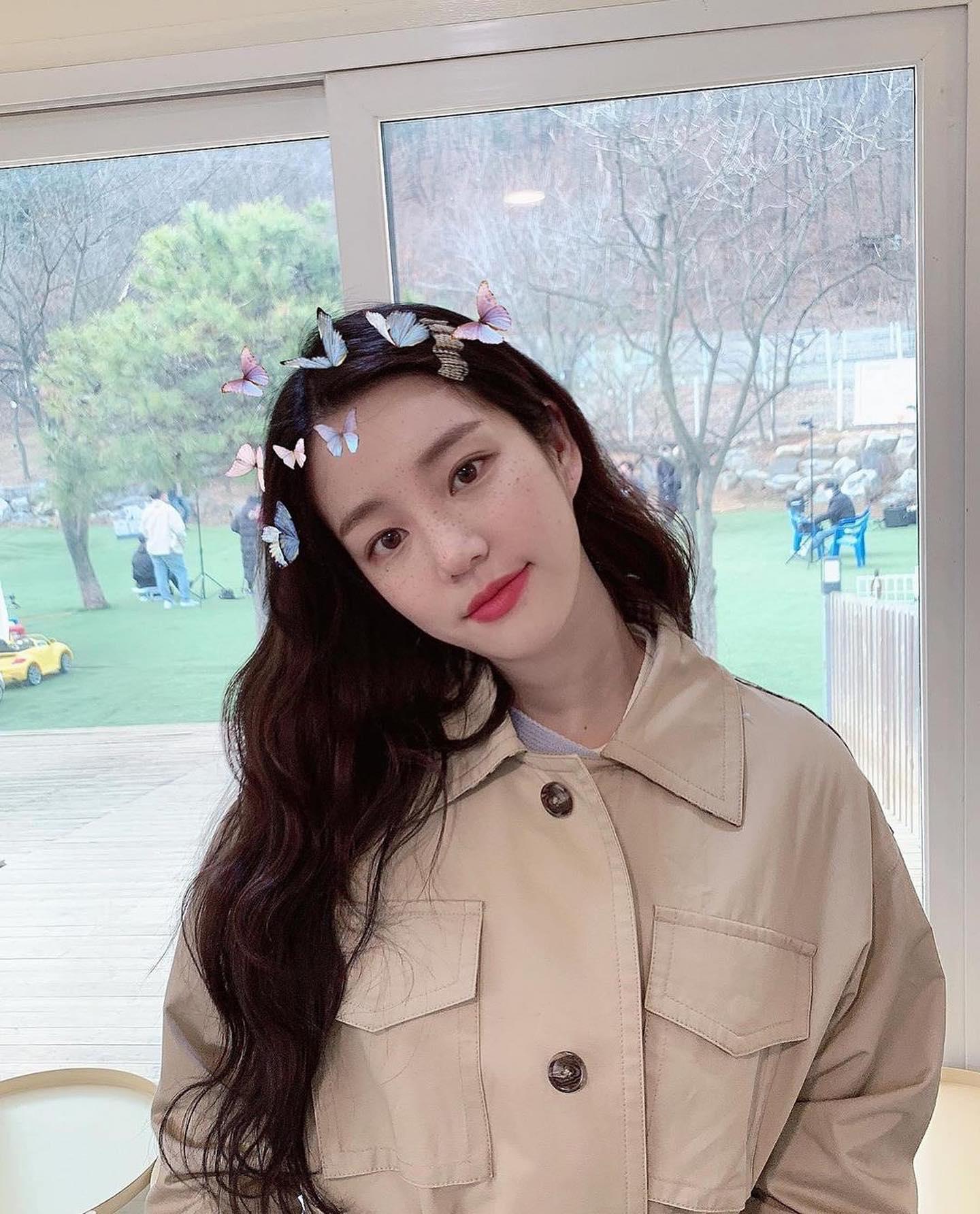 따라하고 싶은 패션💕 이유비 이미지